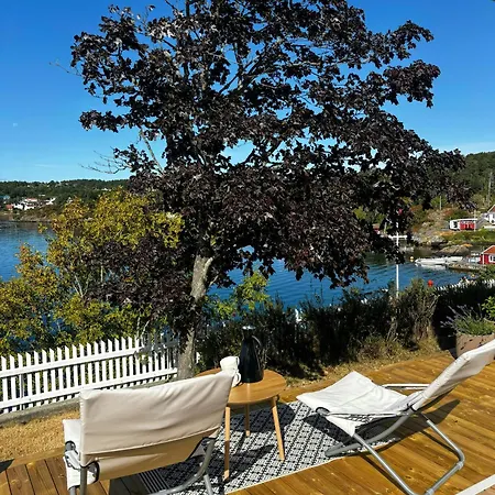 Renovated Coastal With Jetty Arendal * Færvik